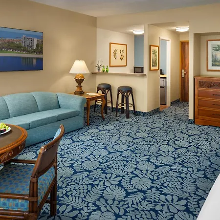 Catamaran Resort Hotel And Spa-3
